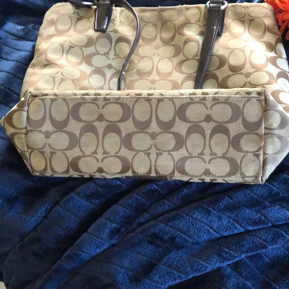 COACH Classic Brown Canvas‎ Handbag Grandmacore